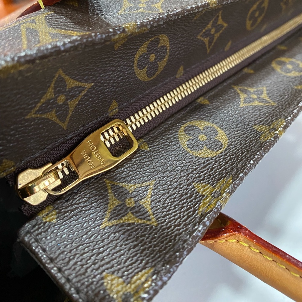 Louis Vuitton Brown Monogram Shoulder Bag - Picture 11 of 16